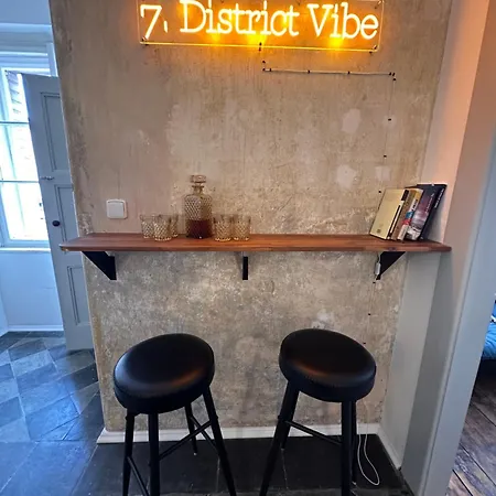 Seven District Vibe *